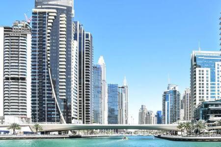 Frank Porter - Time Place Tower Lägenhet Dubai Exteriör bild