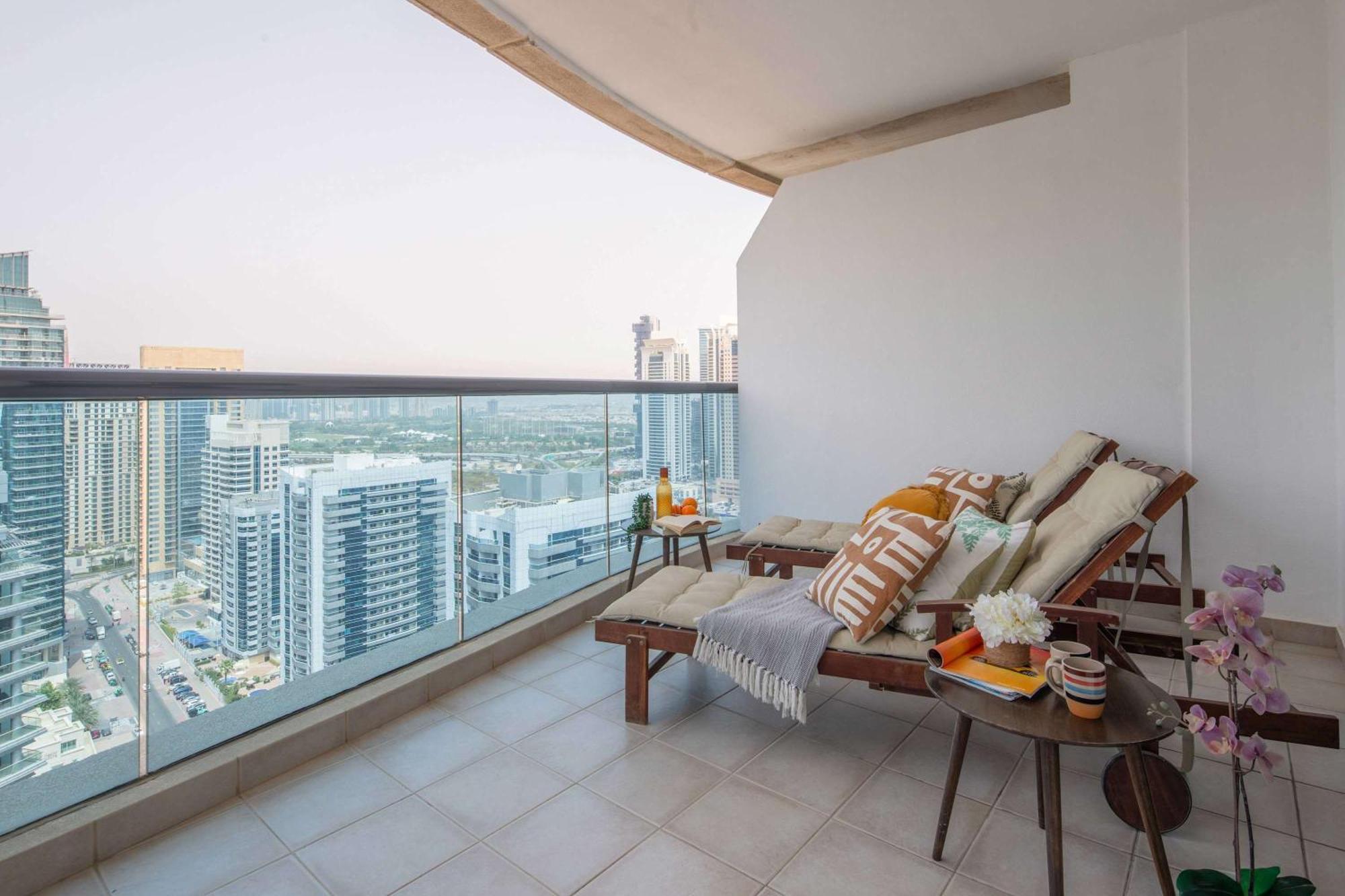 Frank Porter - Time Place Tower Lägenhet Dubai Exteriör bild